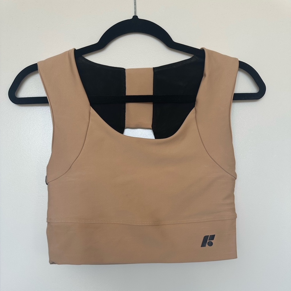 FORME Power Bra in color Sand Nude